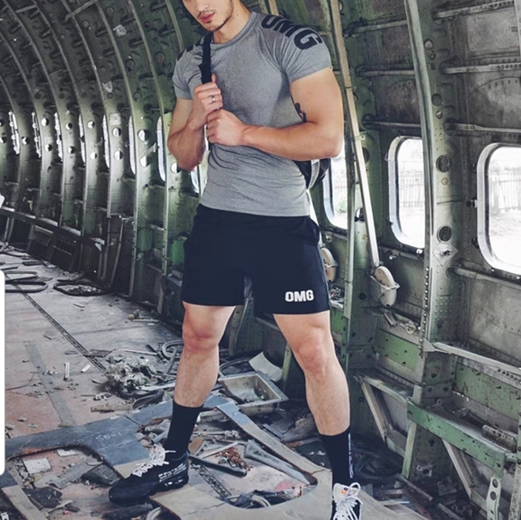 Meet your Posher, Andy - Picture 3 of 7